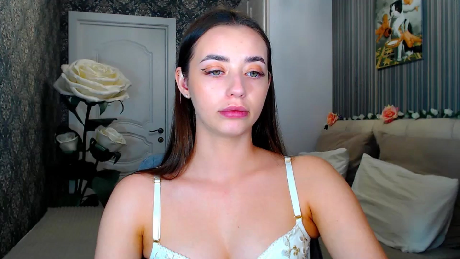 Gallery image thumbnail from FireeFlowerV's myfreecams stream on, 06/07/2025, 11:45 image 4 of 20
