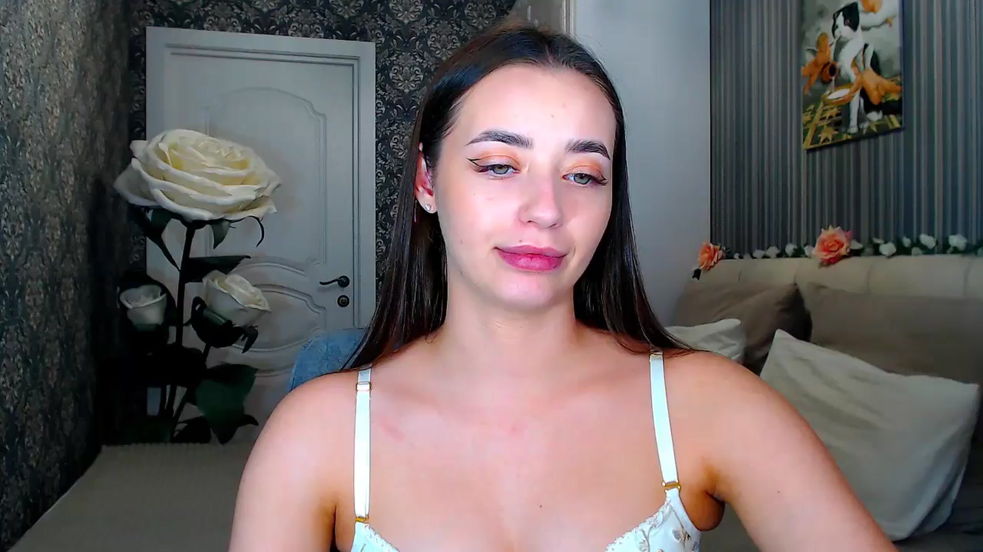 Gallery image thumbnail from FireeFlowerV's myfreecams stream on, 06/07/2025, 11:45 image 9 of 20