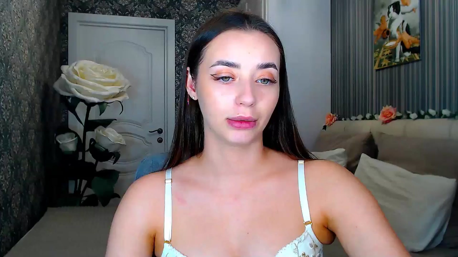 Gallery image thumbnail from FireeFlowerV's myfreecams stream on, 06/07/2025, 11:45 image 8 of 20