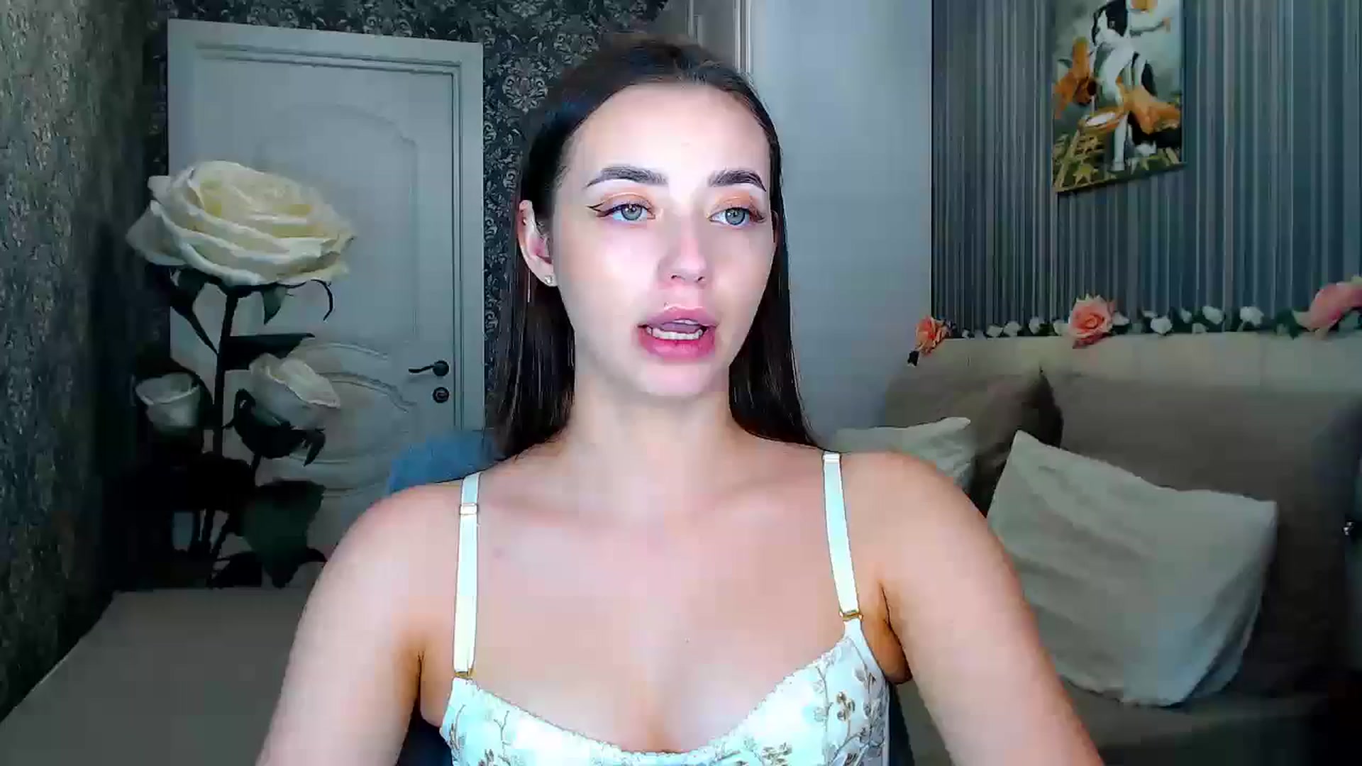 Gallery image thumbnail from FireeFlowerV's myfreecams stream on, 06/07/2025, 12:25 image 11 of 20