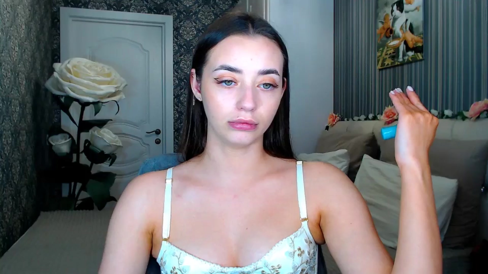 Gallery image thumbnail from FireeFlowerV's myfreecams stream on, 06/07/2025, 12:25 image 12 of 20