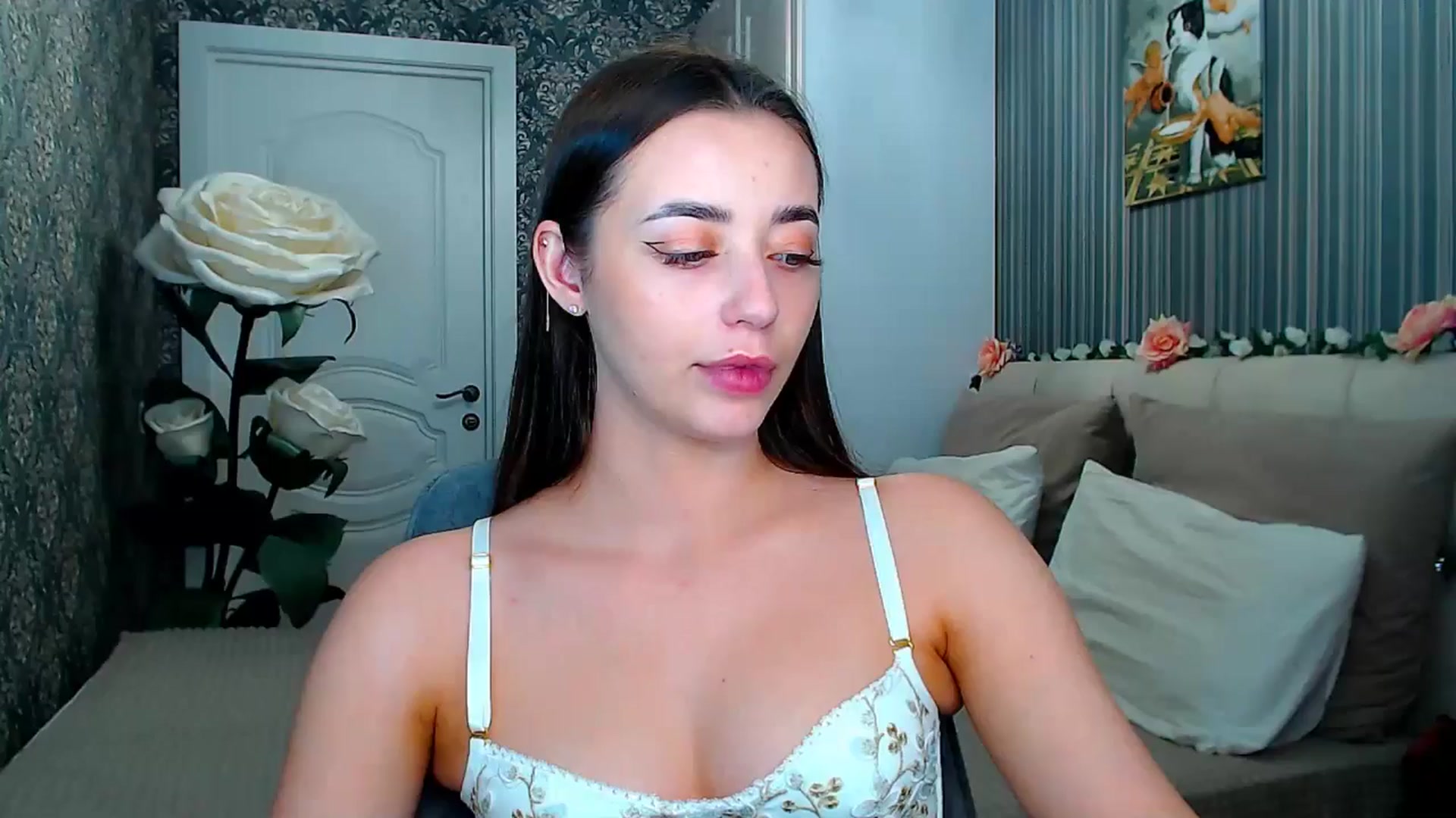 Gallery image thumbnail from FireeFlowerV's myfreecams stream on, 06/07/2025, 12:25 image 20 of 20