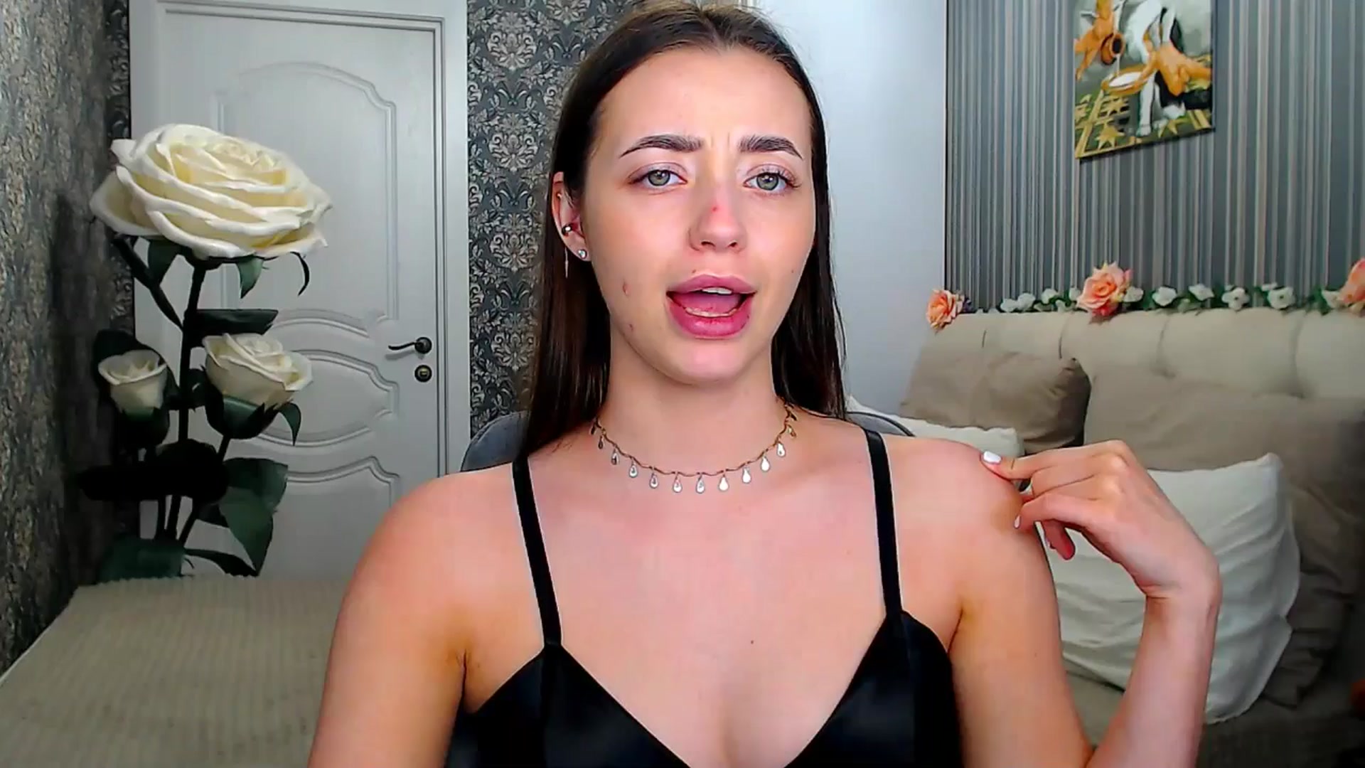 Gallery image thumbnail from FireeFlowerV's myfreecams stream on, 06/18/2025, 14:14 image 2 of 20