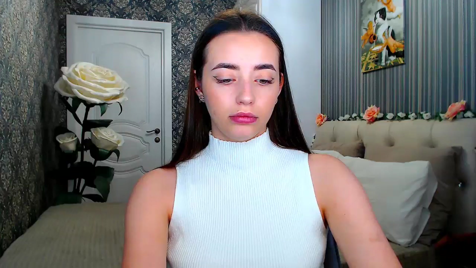 Gallery image thumbnail from FireeFlowerV's myfreecams stream on, 06/22/2025, 11:02 image 10 of 20