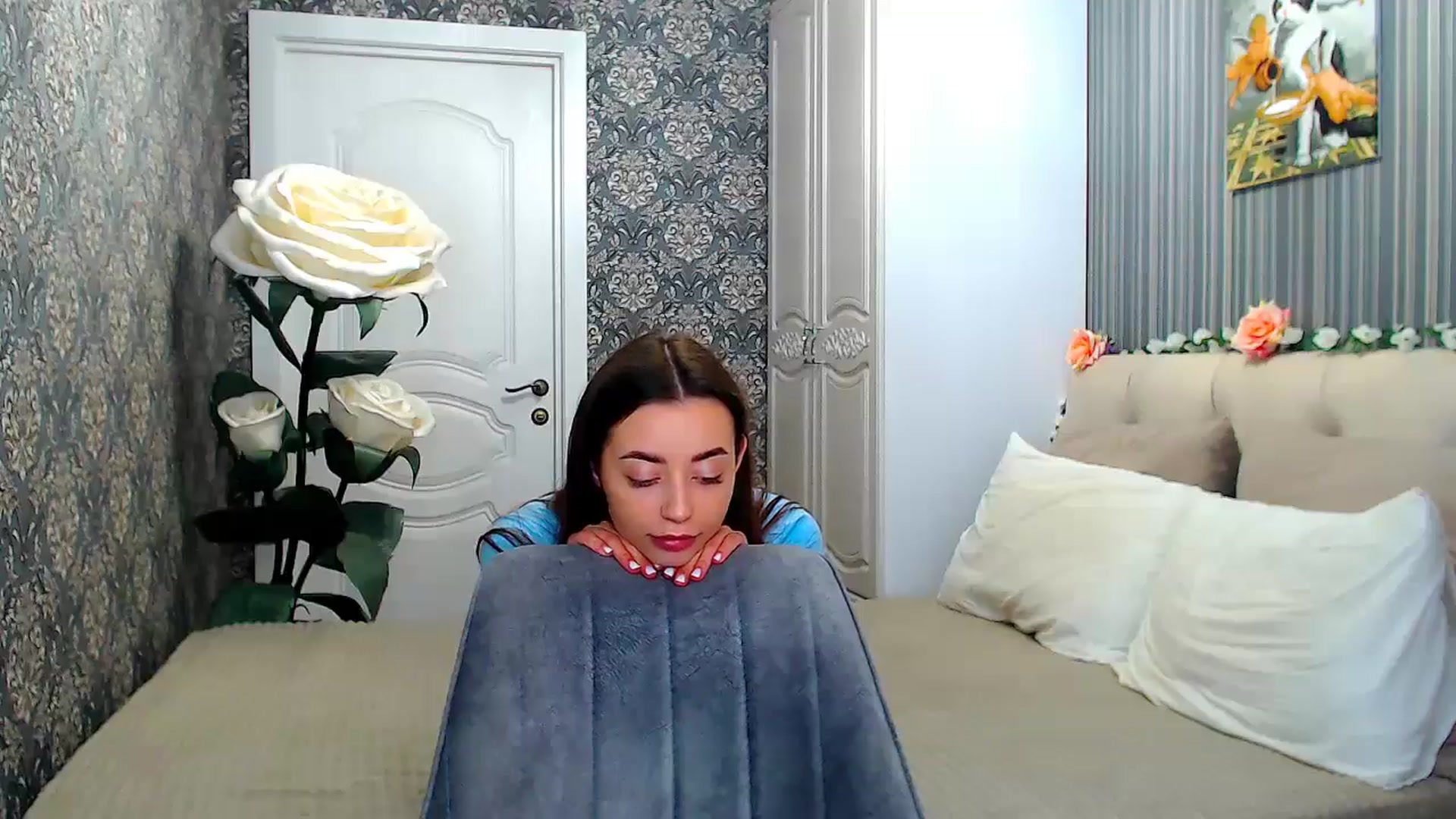 Gallery image thumbnail from FireeFlowerV's myfreecams stream on, 06/23/2025, 08:44 image 4 of 20
