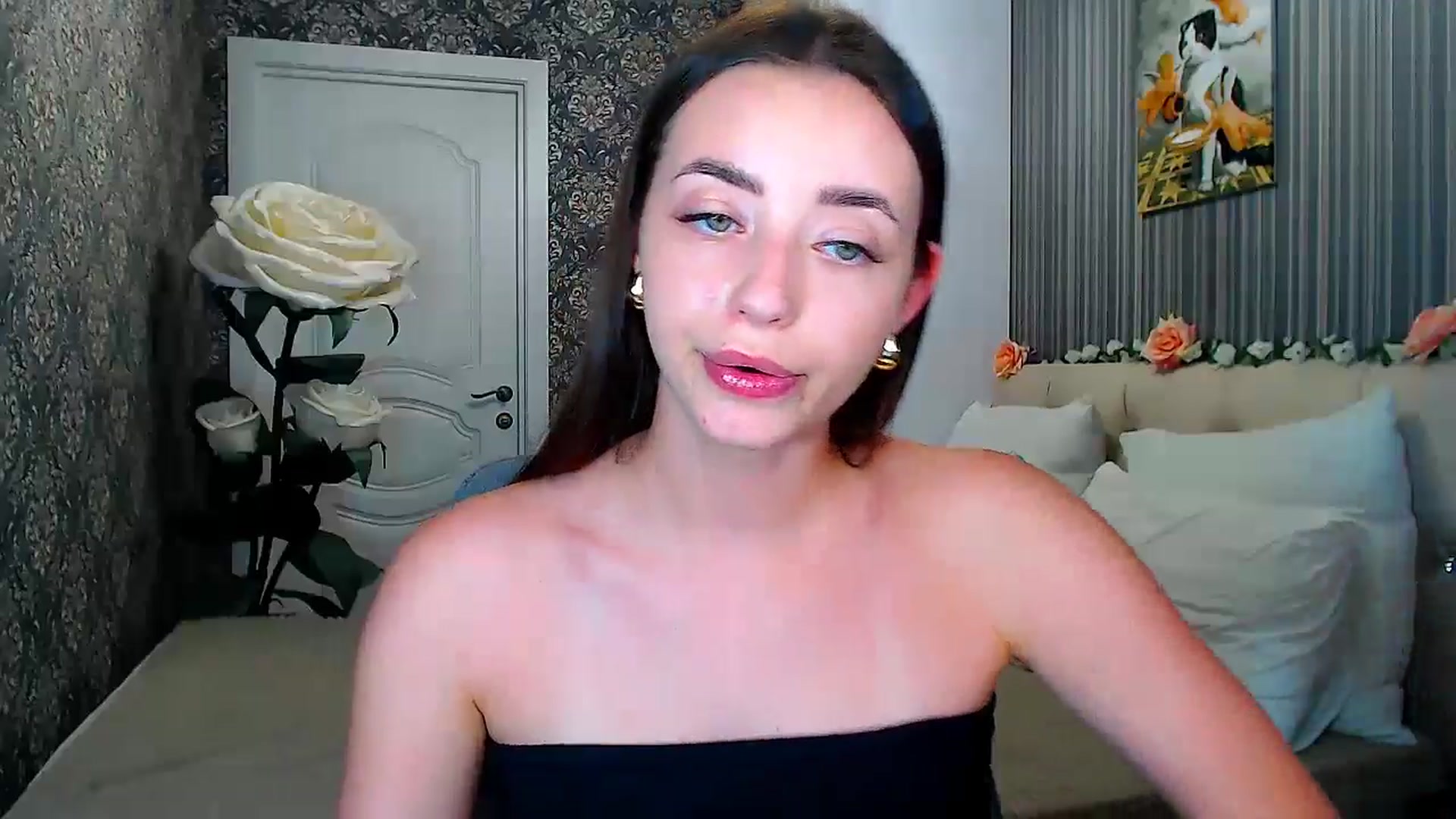 Gallery image thumbnail from FireeFlowerV's myfreecams stream on, 07/17/2025, 13:03 image 5 of 20