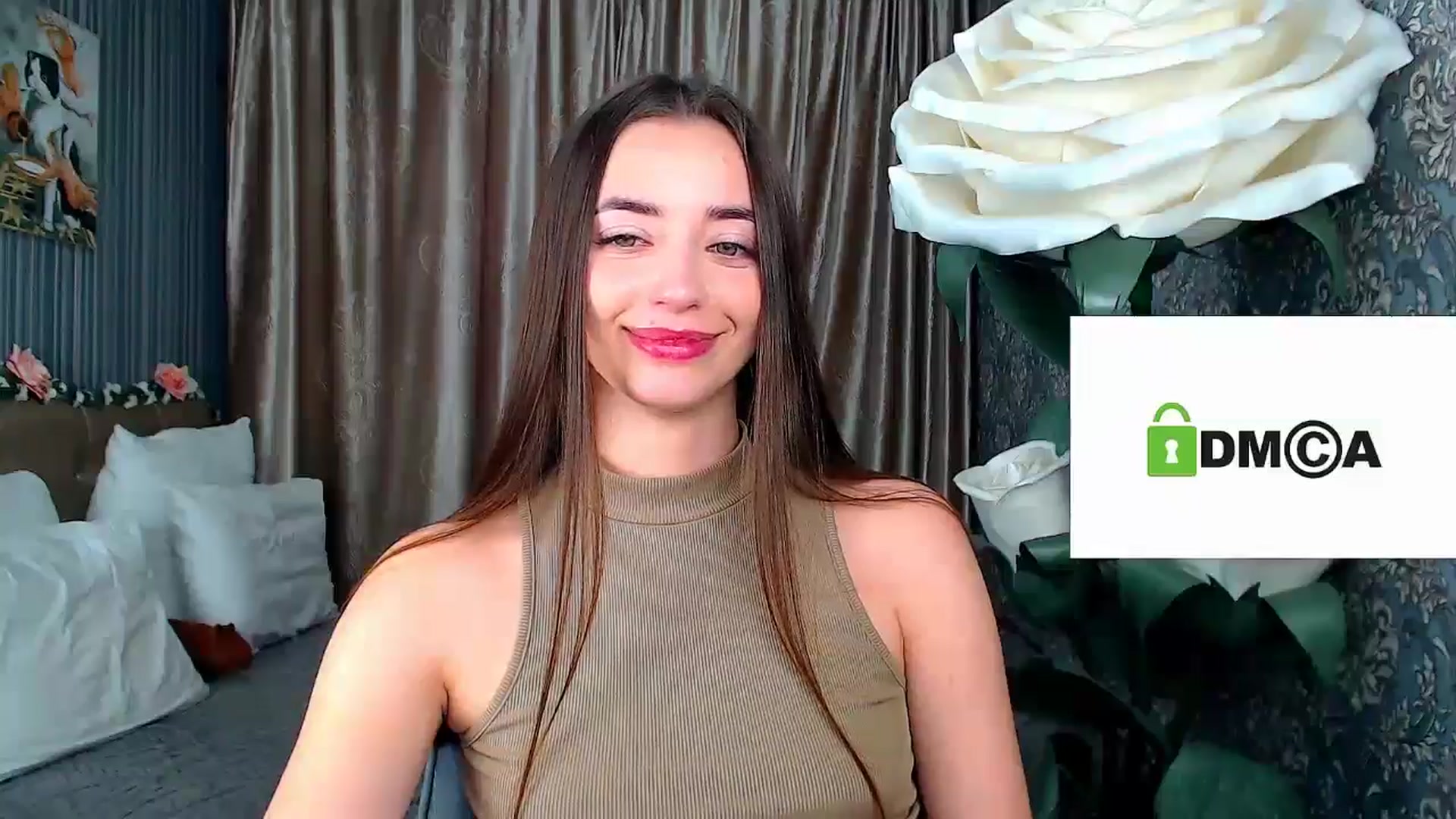 Gallery image thumbnail from FireeFlowerV's myfreecams stream on, 11/03/2025, 12:13 image 18 of 20