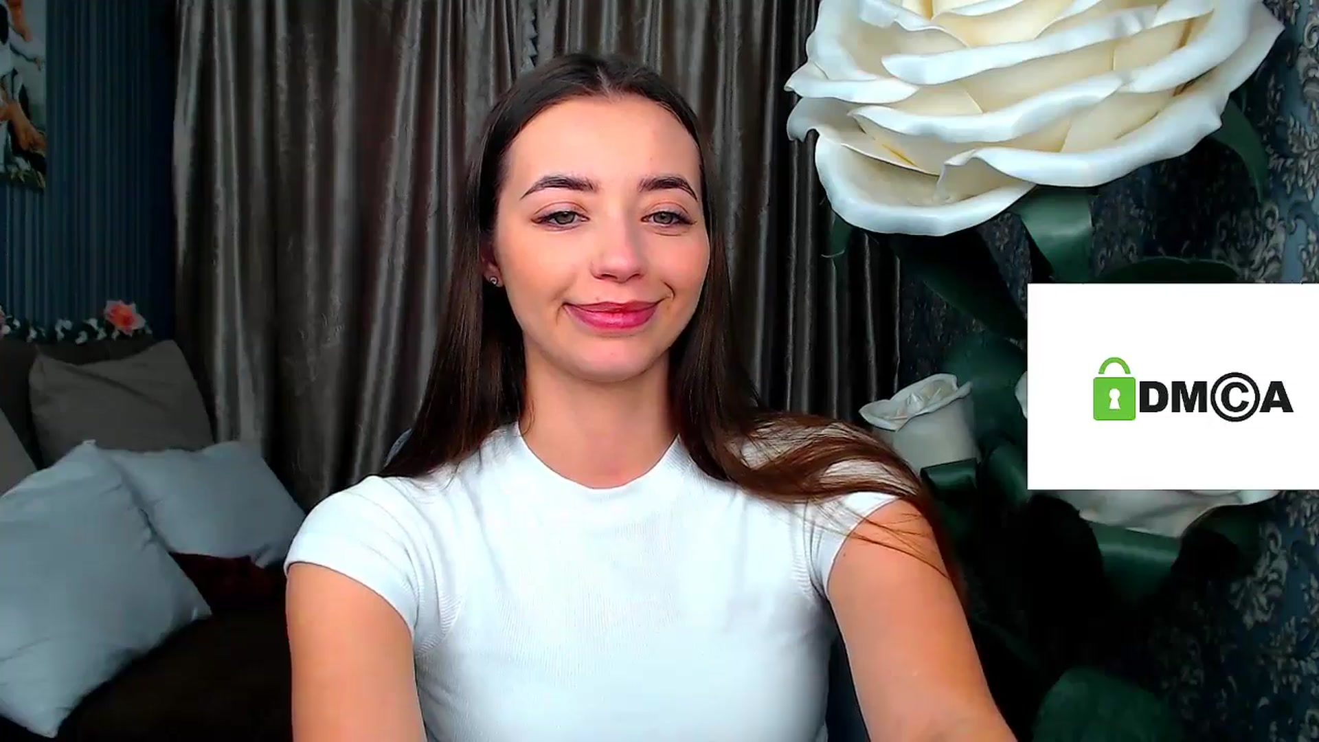 Gallery image thumbnail from FireeFlowerV's myfreecams stream on, 11/06/2025, 09:48 image 15 of 20