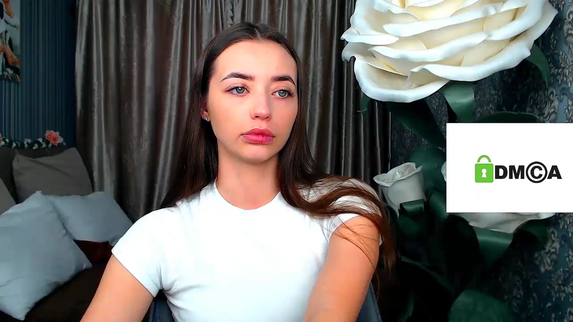 Gallery image thumbnail from FireeFlowerV's myfreecams stream on, 11/06/2025, 09:48 image 16 of 20