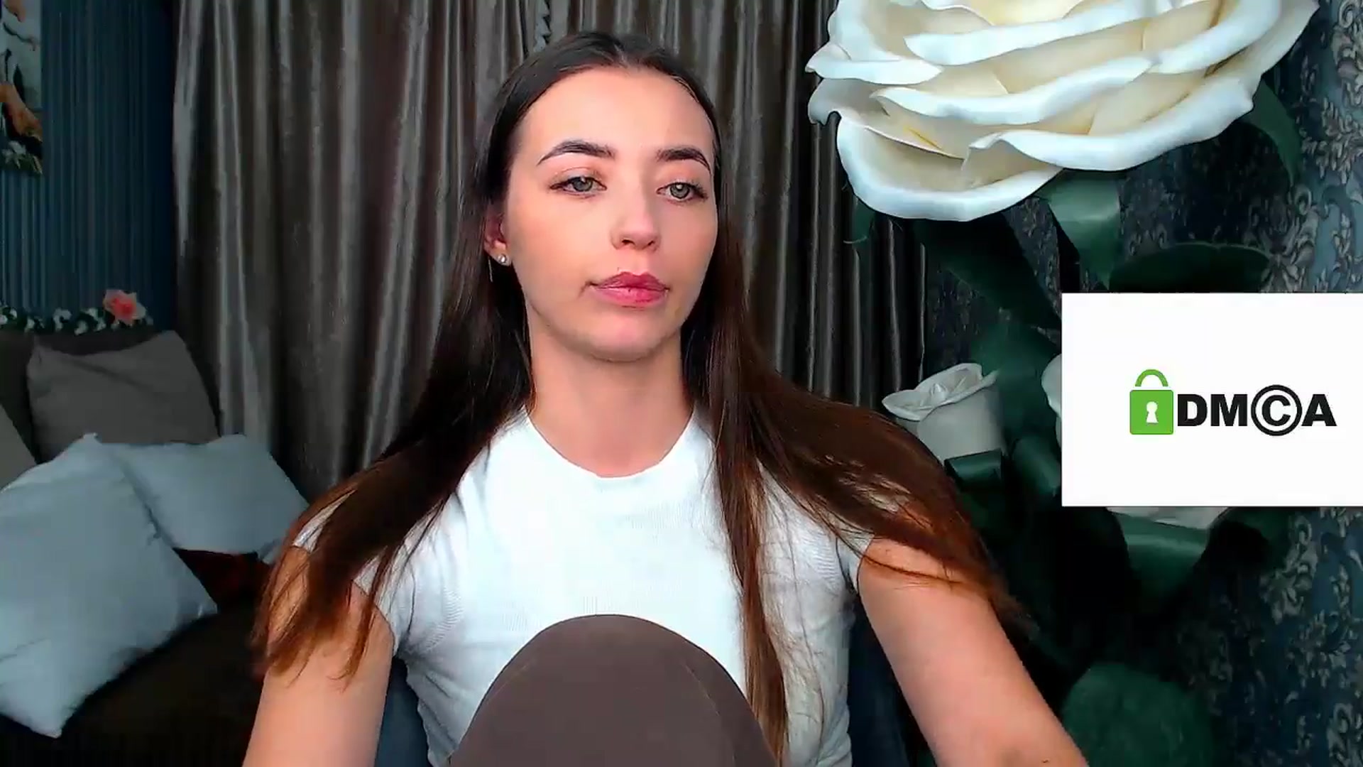Gallery image thumbnail from FireeFlowerV's myfreecams stream on, 11/06/2025, 09:48 image 10 of 20