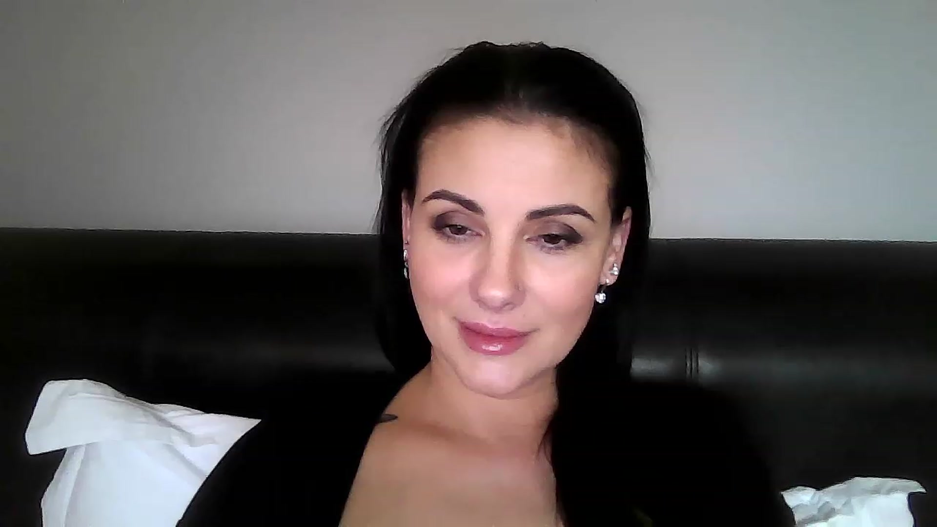 Gallery image thumbnail from FitBaby's myfreecams stream on, 01/04/2023, 14:31 image 5 of 20