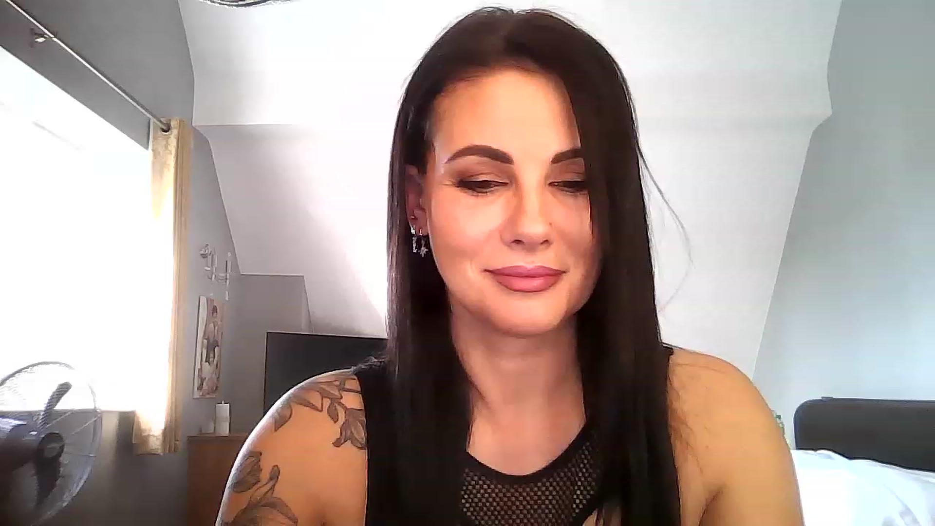 Gallery image thumbnail from FitBaby's myfreecams stream on, 01/13/2023, 13:48 image 6 of 20