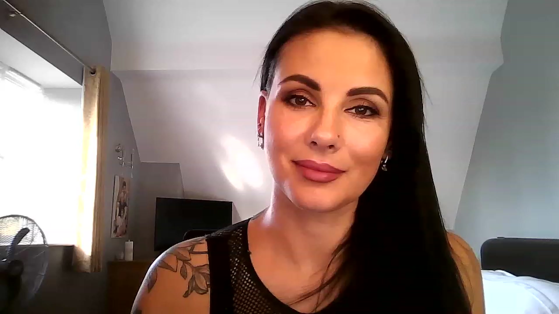 Gallery image thumbnail from FitBaby's myfreecams stream on, 01/13/2023, 13:48 image 18 of 20