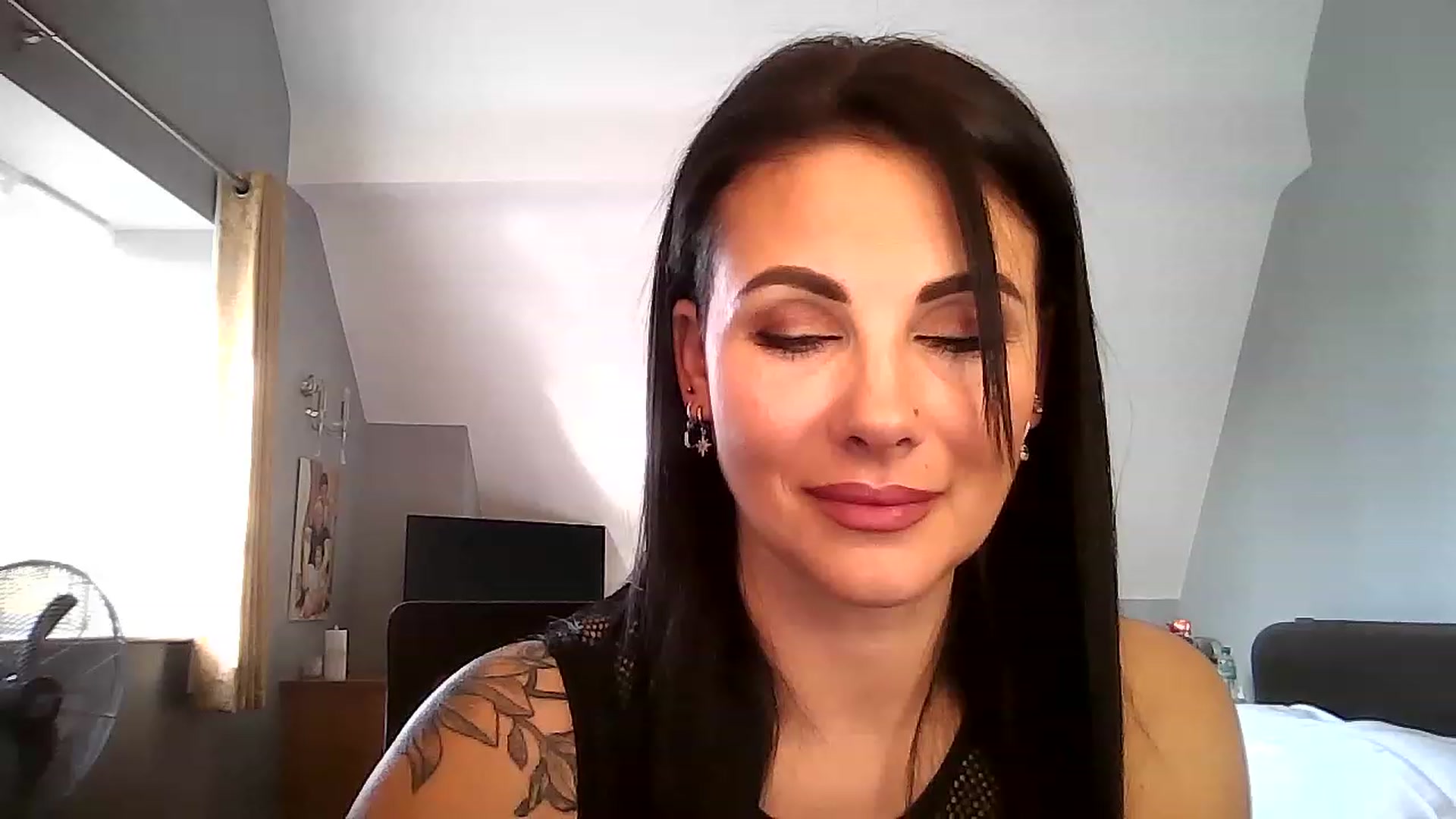 Gallery image thumbnail from FitBaby's myfreecams stream on, 01/13/2023, 13:48 image 16 of 20