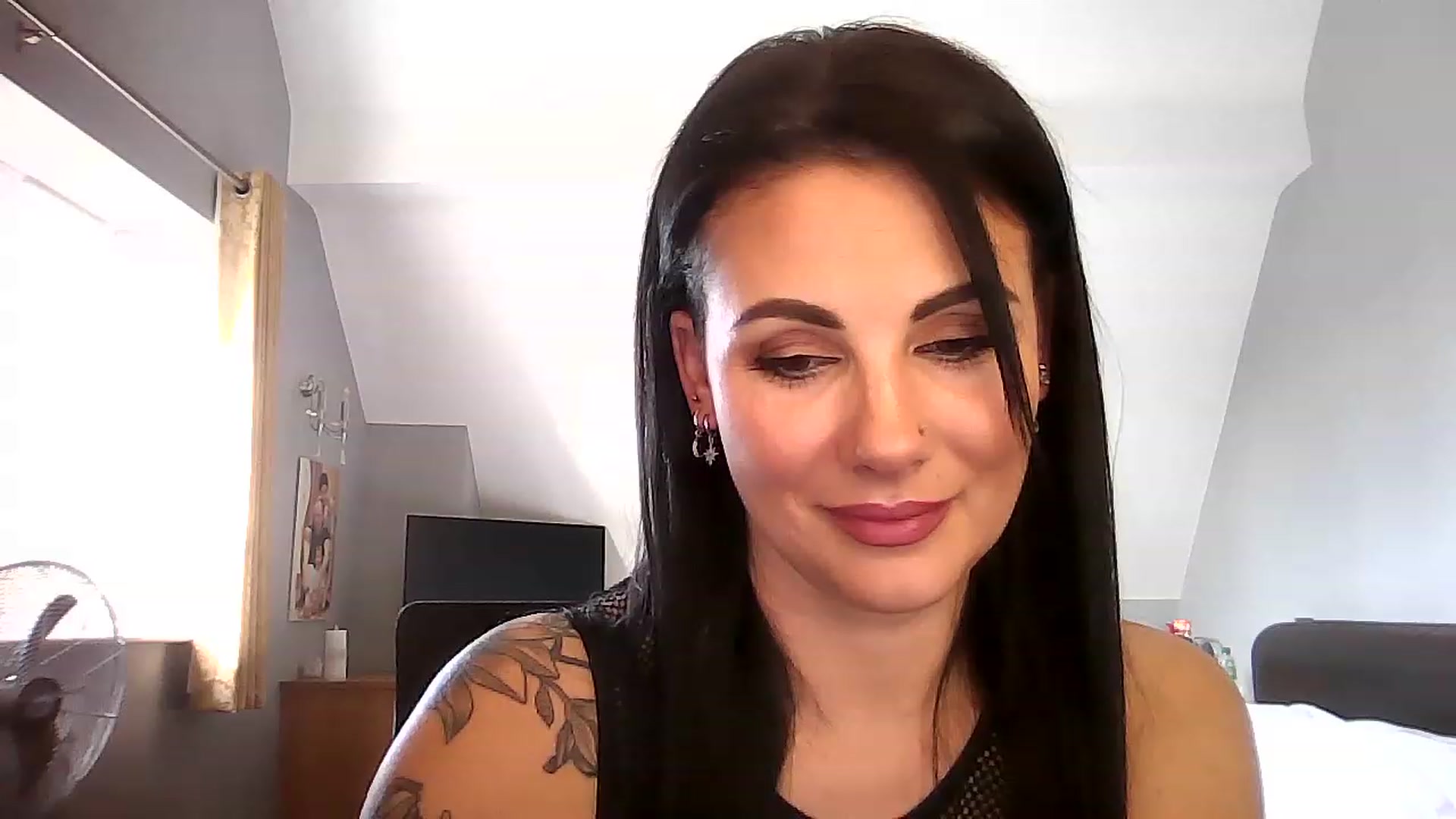 Gallery image thumbnail from FitBaby's myfreecams stream on, 01/13/2023, 13:48 image 14 of 20