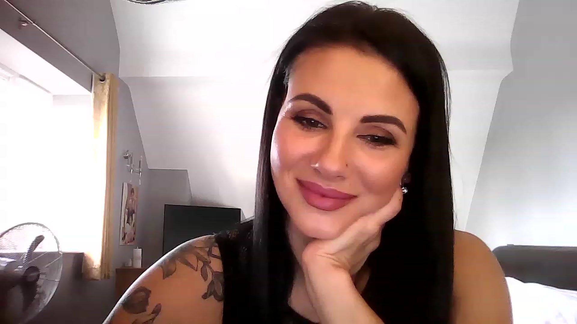 Gallery image thumbnail from FitBaby's myfreecams stream on, 01/13/2023, 13:48 image 8 of 20