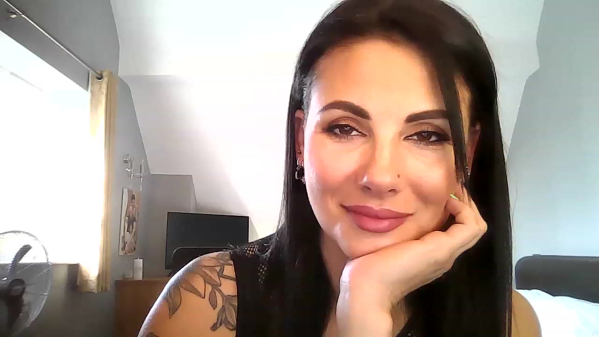 Gallery image thumbnail from FitBaby's myfreecams stream on, 01/13/2023, 13:48 image 13 of 20