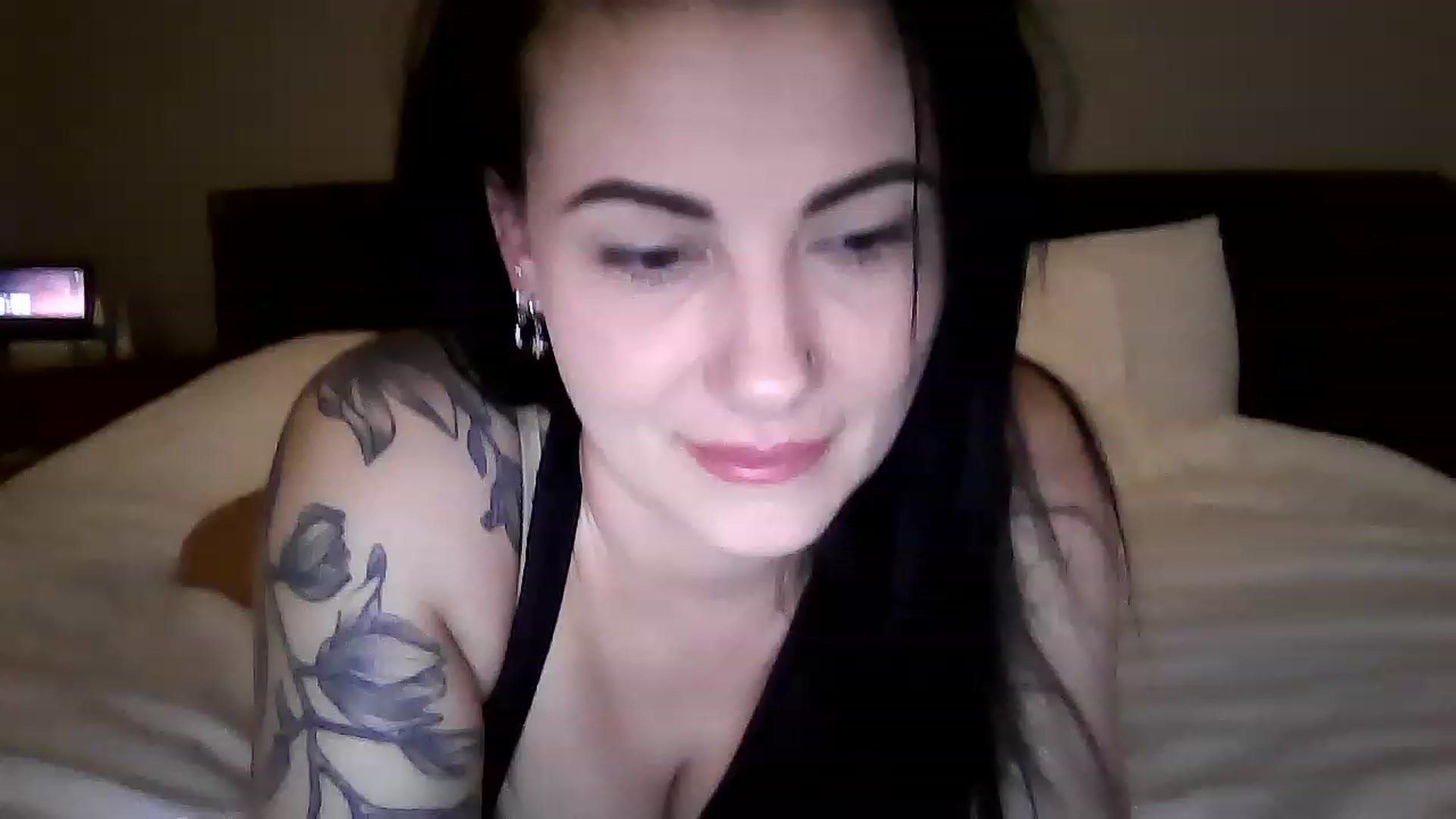 Gallery image thumbnail from FitBaby's myfreecams stream on, 01/17/2023, 15:15 image 8 of 20