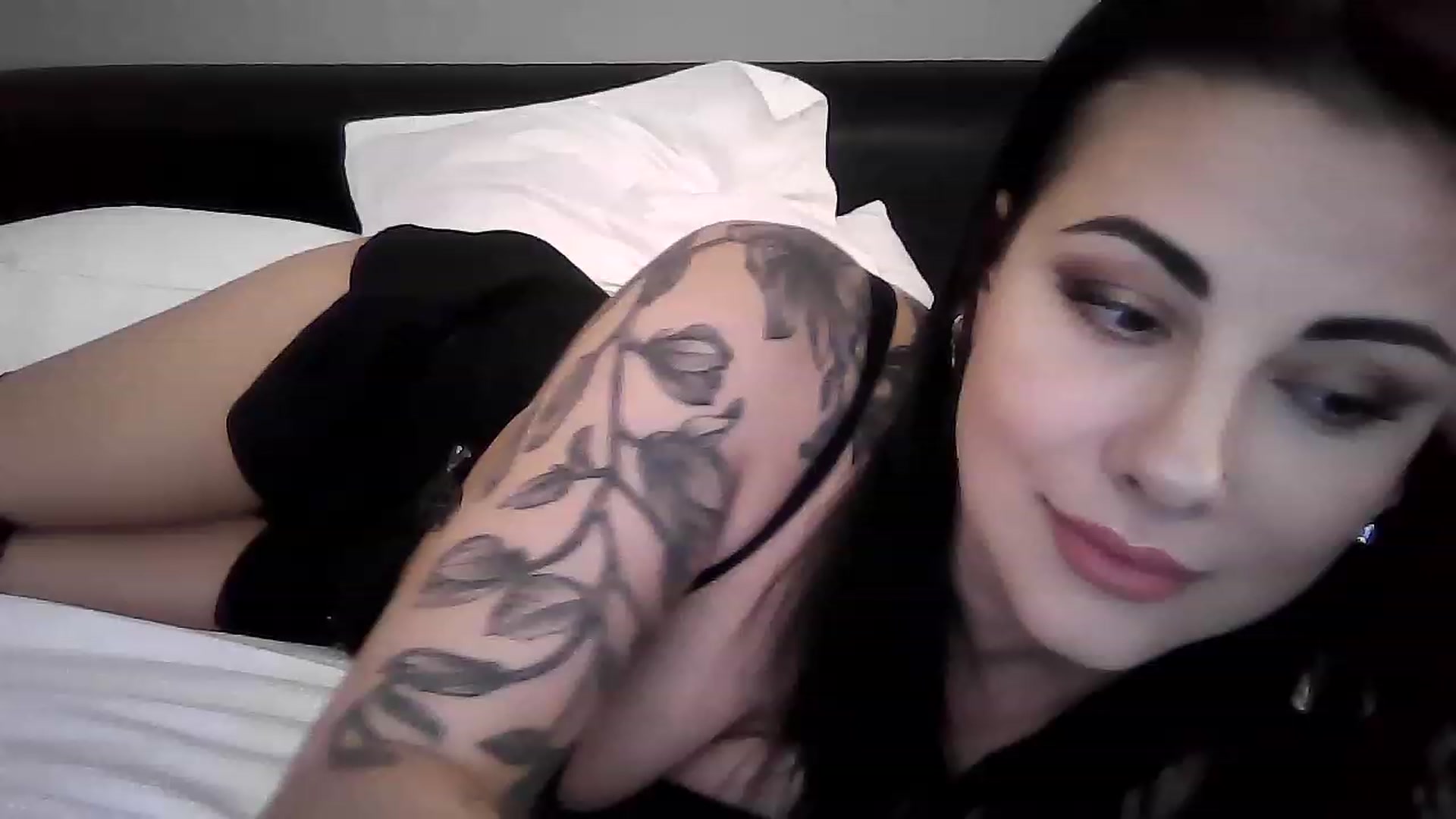 Gallery image thumbnail from FitBaby's myfreecams stream on, 01/18/2023, 13:55 image 1 of 20
