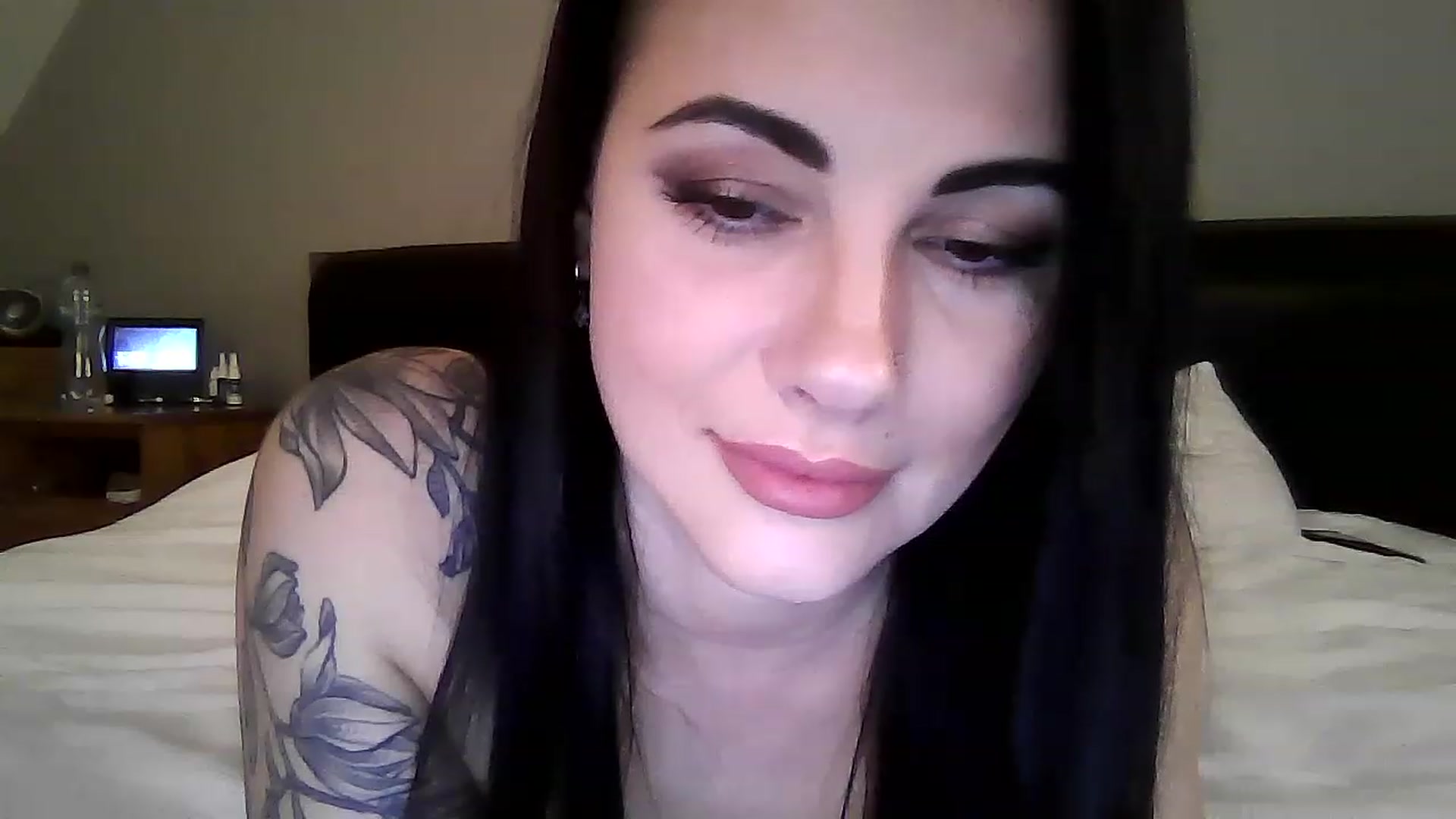 Gallery image thumbnail from FitBaby's myfreecams stream on, 01/18/2023, 13:55 image 7 of 20