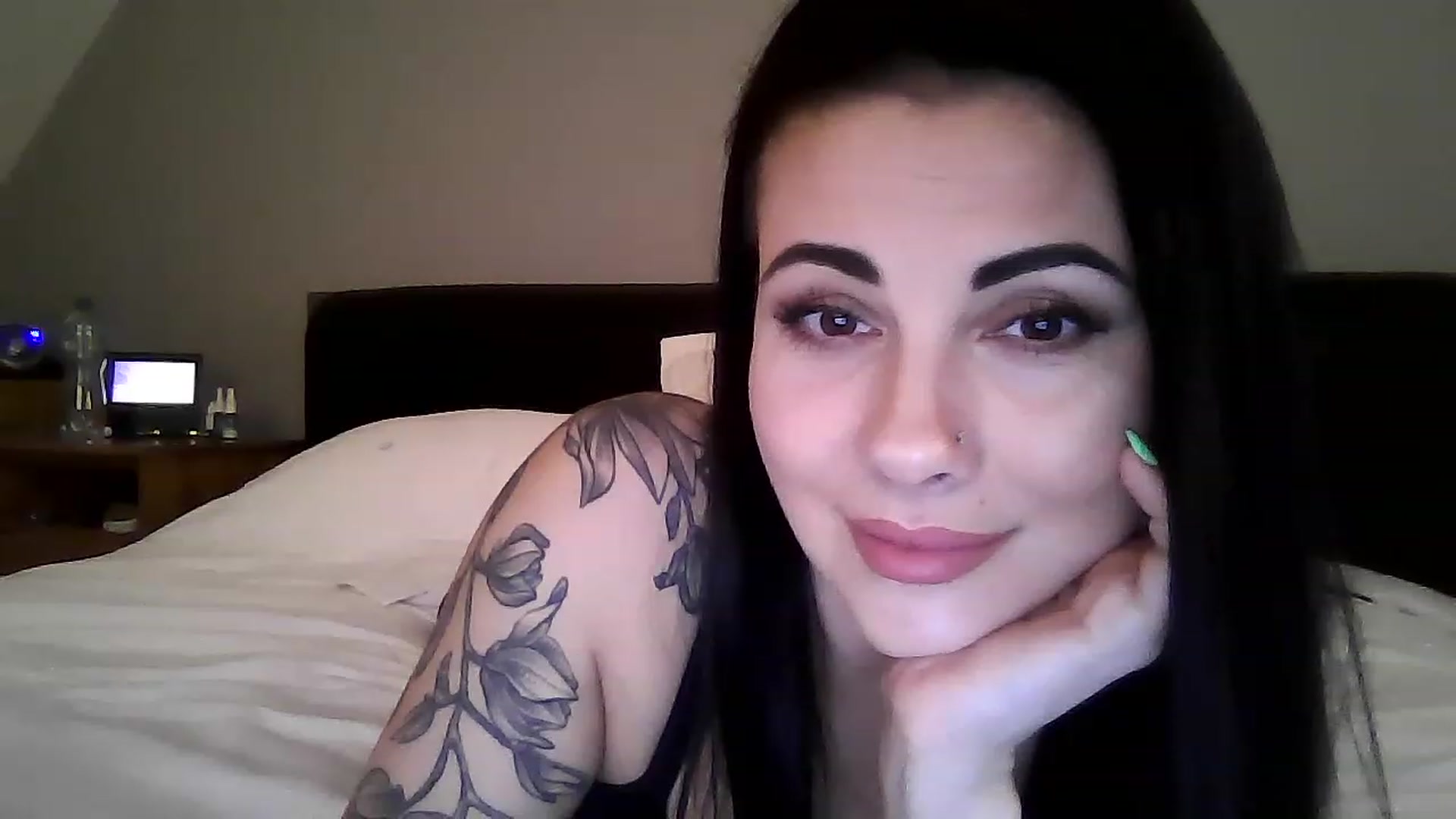 Gallery image thumbnail from FitBaby's myfreecams stream on, 01/18/2023, 13:55 image 9 of 20