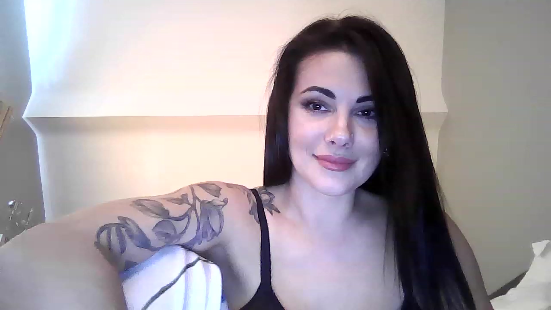 Gallery image thumbnail from FitBaby's myfreecams stream on, 01/18/2023, 14:24 image 20 of 20
