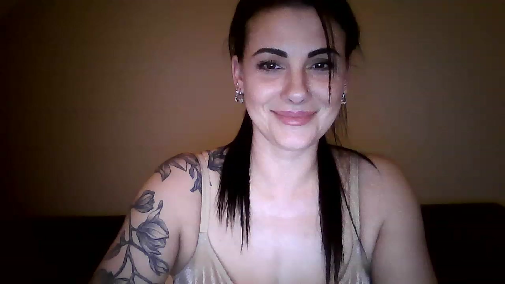 Gallery image thumbnail from FitBaby's myfreecams stream on, 01/20/2023, 16:26 image 5 of 20