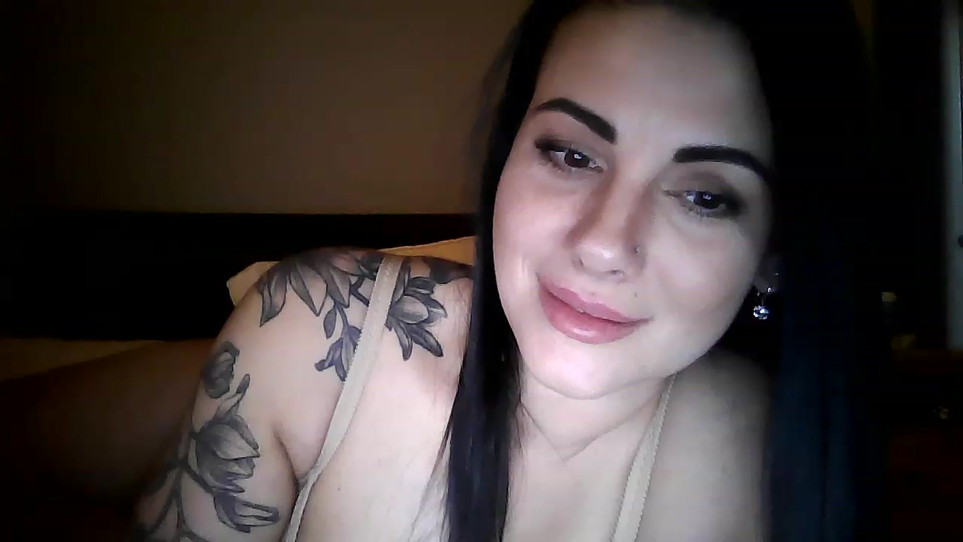 Gallery image thumbnail from FitBaby's myfreecams stream on, 01/20/2023, 16:26 image 18 of 20