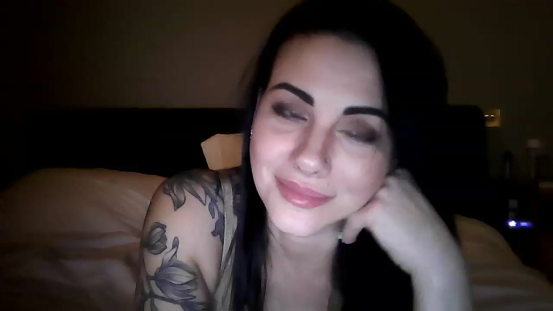 Gallery image thumbnail from FitBaby's myfreecams stream on, 01/20/2023, 16:26 image 14 of 20