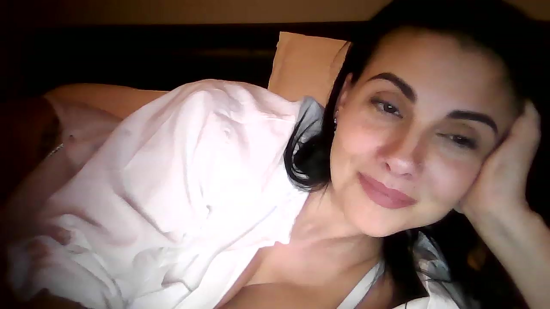 Gallery image thumbnail from FitBaby's myfreecams stream on, 01/27/2023, 16:59 image 11 of 20