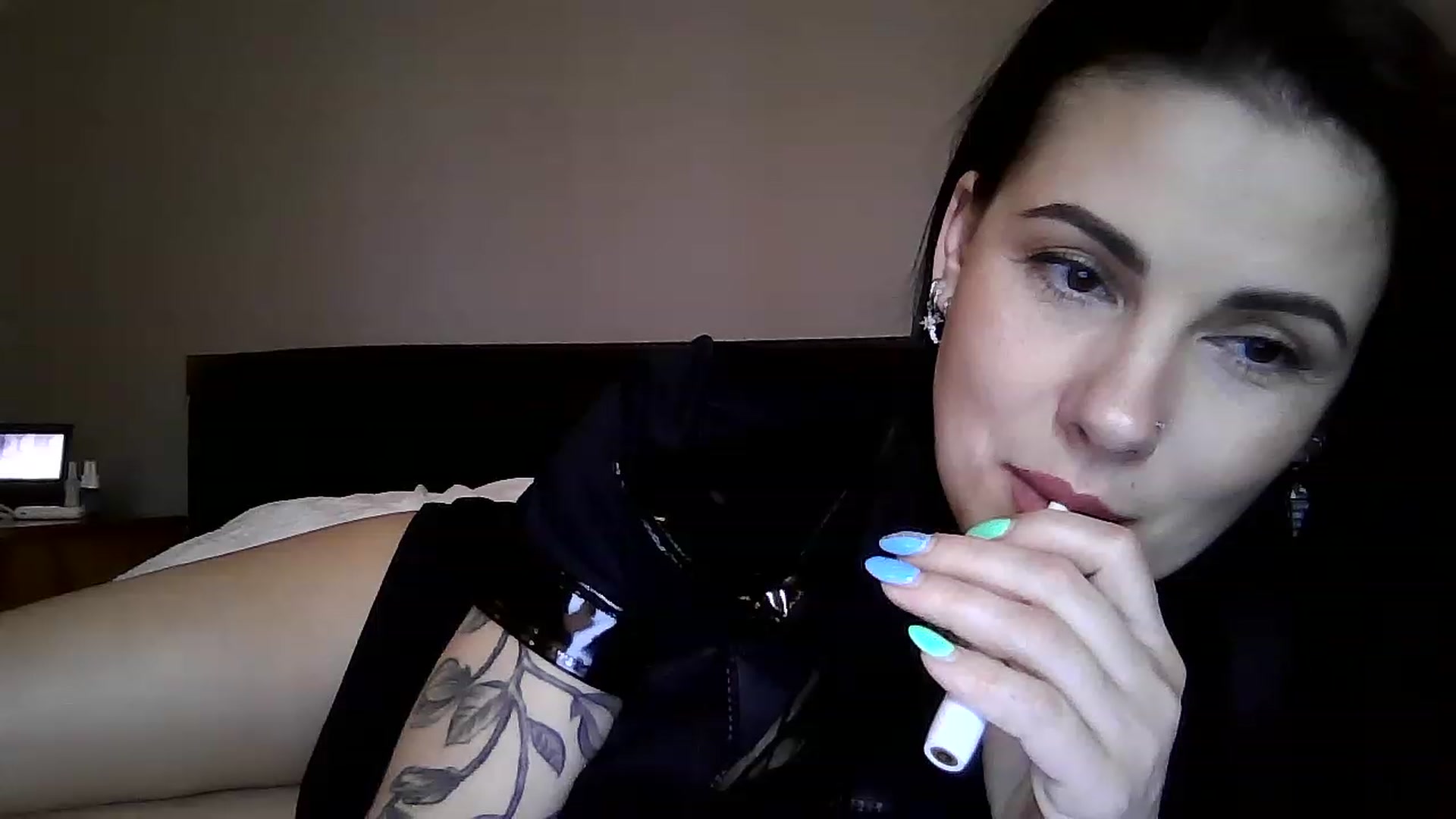 Gallery image thumbnail from FitBaby's myfreecams stream on, 02/01/2023, 14:44 image 13 of 20