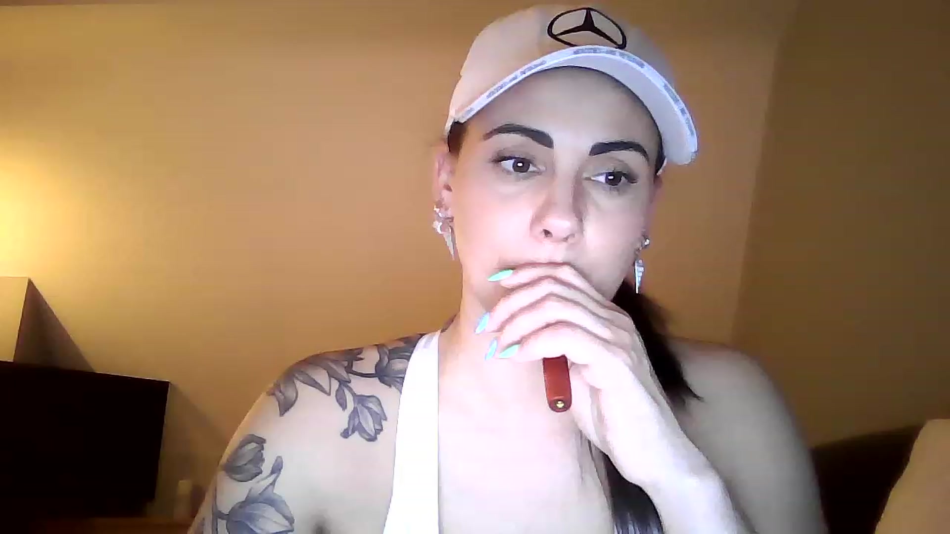 Gallery image thumbnail from FitBaby's myfreecams stream on, 02/06/2023, 17:25 image 6 of 20