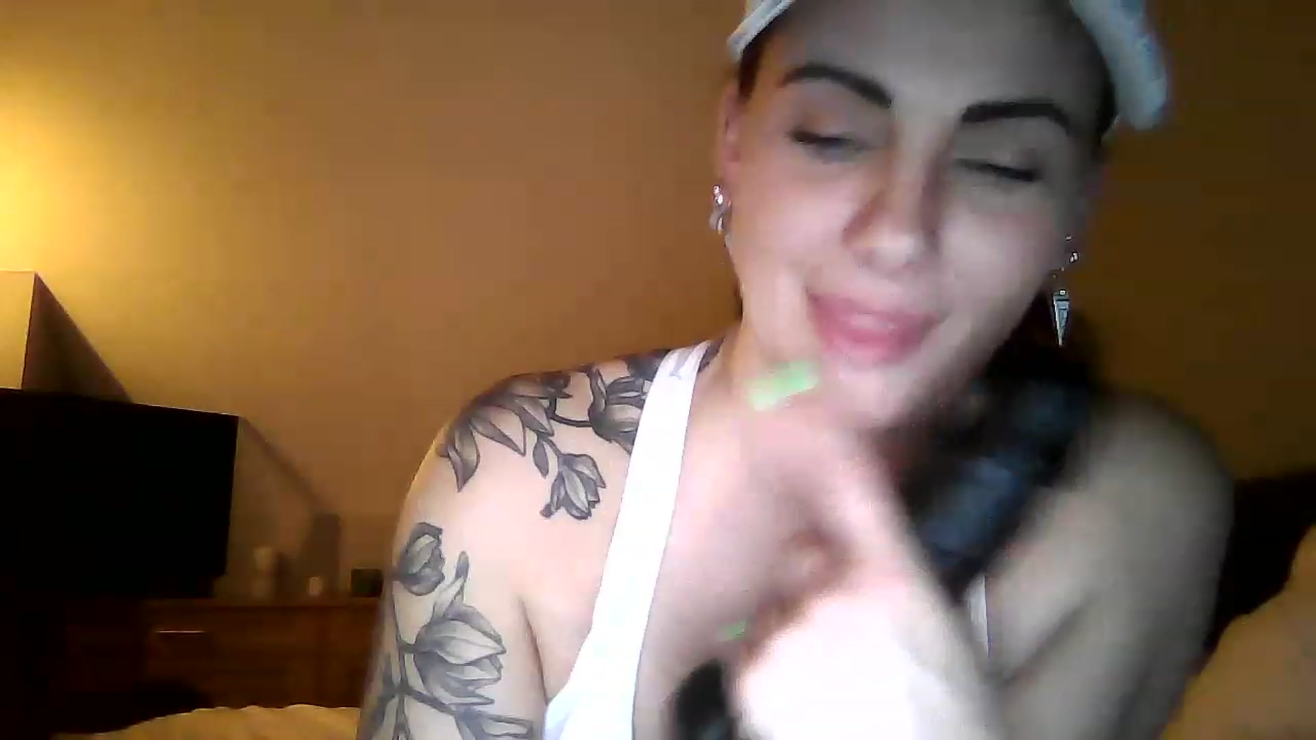 Gallery image thumbnail from FitBaby's myfreecams stream on, 02/06/2023, 17:25 image 20 of 20