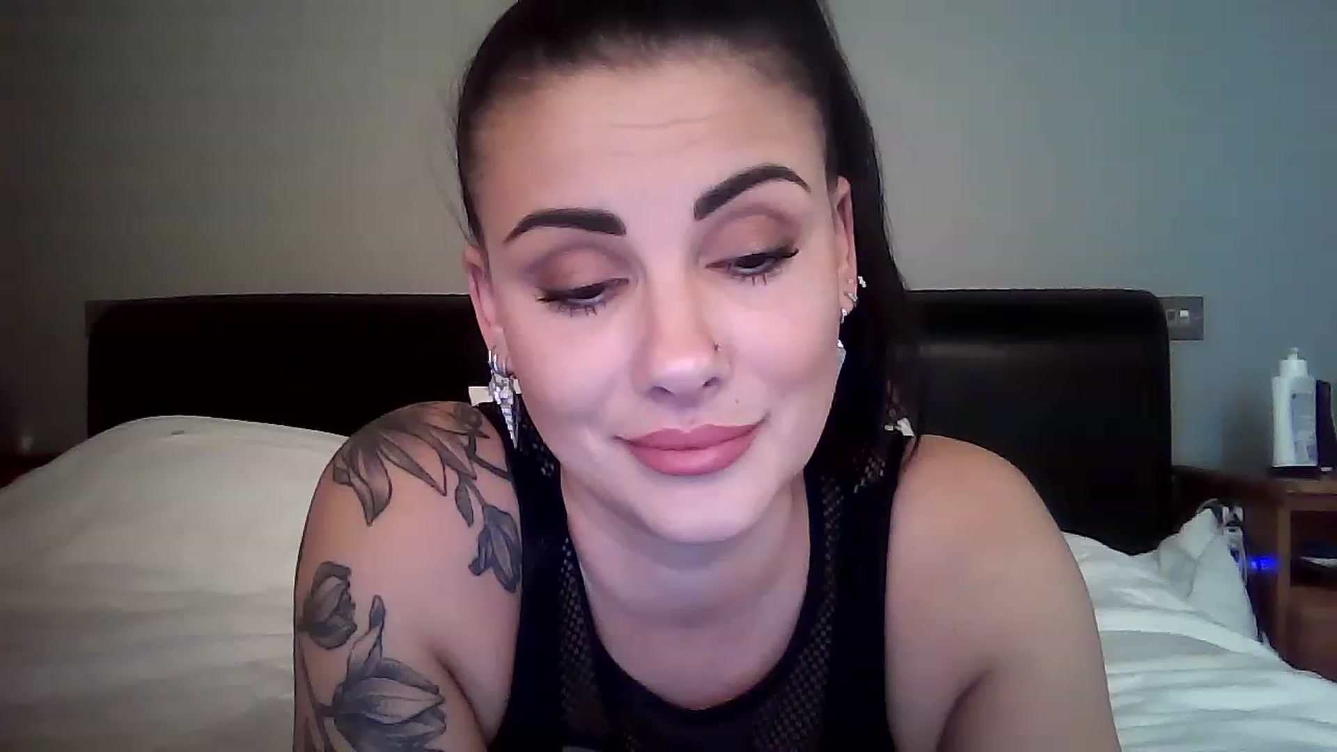 Gallery image thumbnail from FitBaby's myfreecams stream on, 03/02/2023, 15:10 image 14 of 20