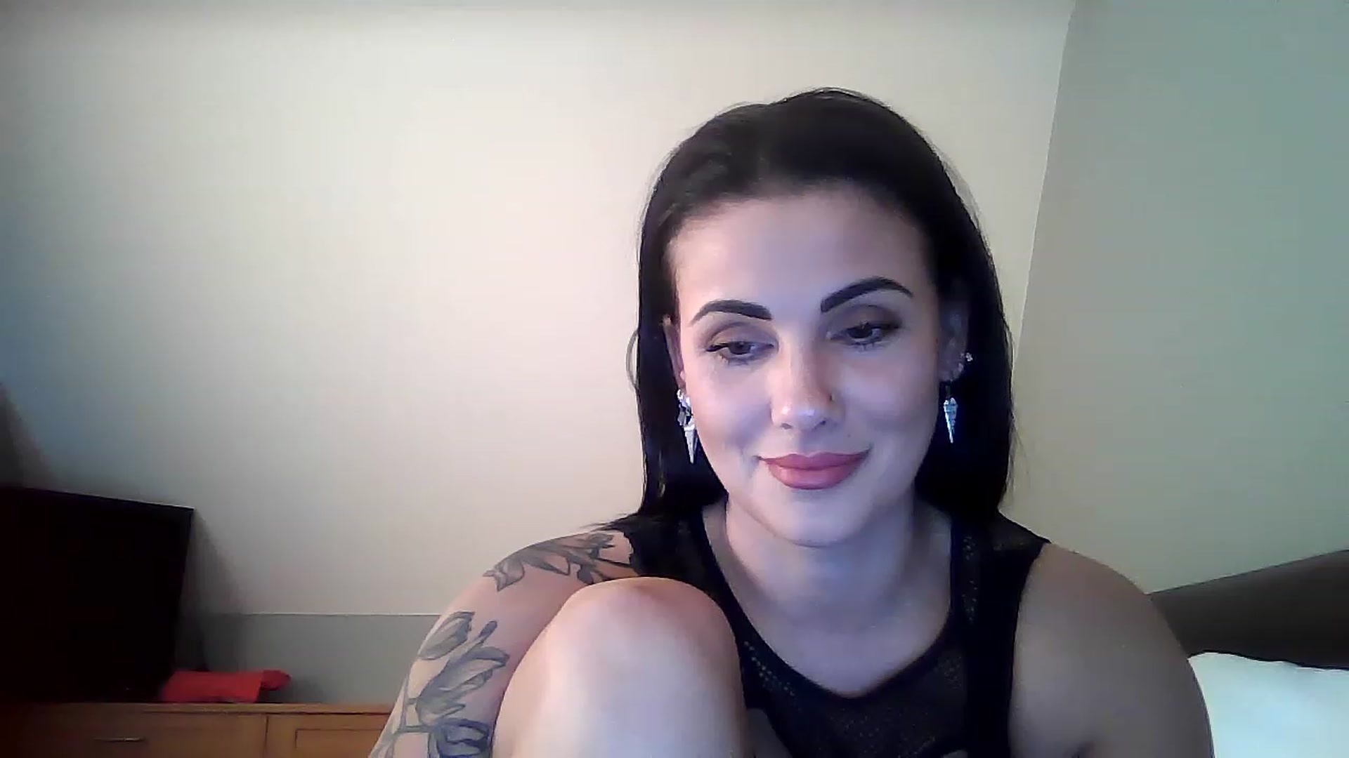 Gallery image thumbnail from FitBaby's myfreecams stream on, 03/02/2023, 15:10 image 3 of 20
