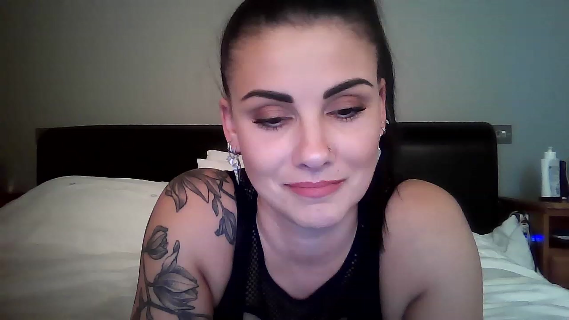 Gallery image thumbnail from FitBaby's myfreecams stream on, 03/02/2023, 15:10 image 9 of 20
