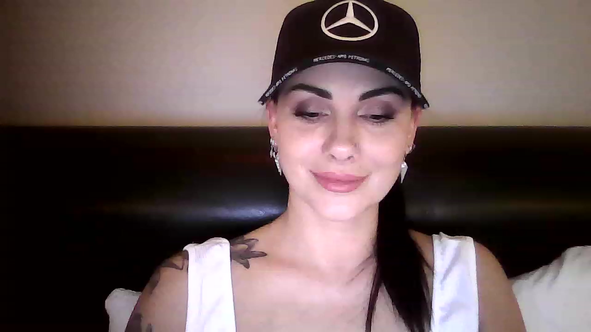 Gallery image thumbnail from FitBaby's myfreecams stream on, 03/06/2023, 15:06 image 9 of 20