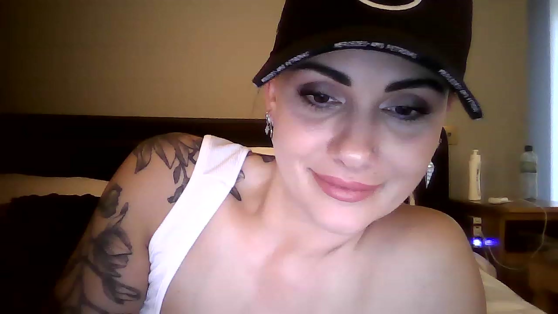 Gallery image thumbnail from FitBaby's myfreecams stream on, 03/06/2023, 15:06 image 16 of 20