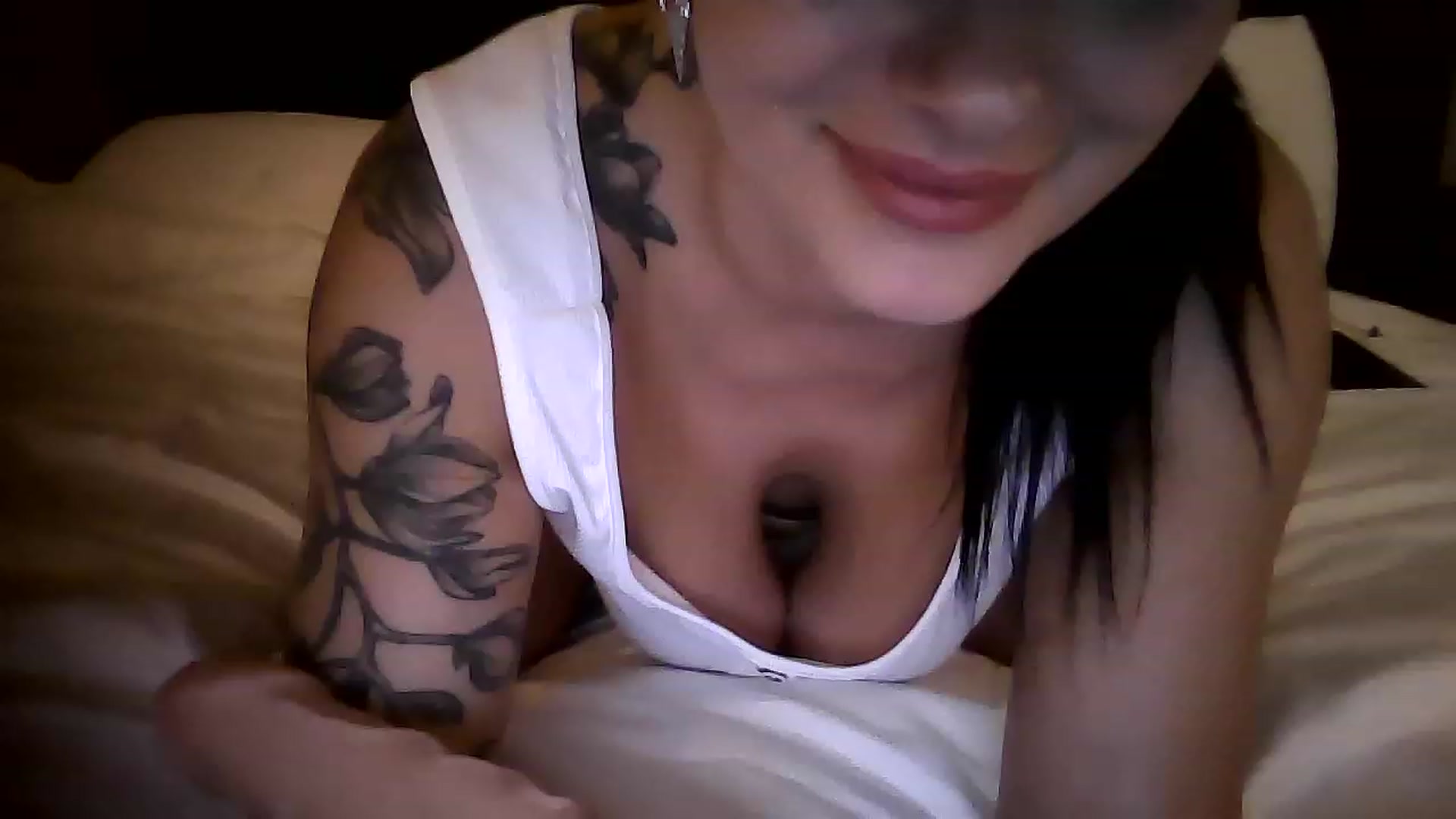 Gallery image thumbnail from FitBaby's myfreecams stream on, 03/06/2023, 15:06 image 14 of 20