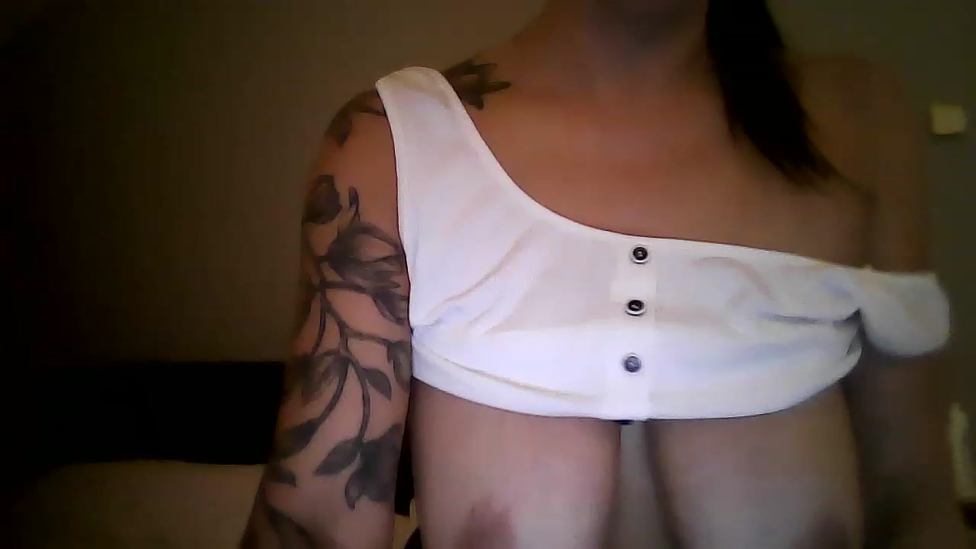 Gallery image thumbnail from FitBaby's myfreecams stream on, 03/06/2023, 15:06 image 15 of 20
