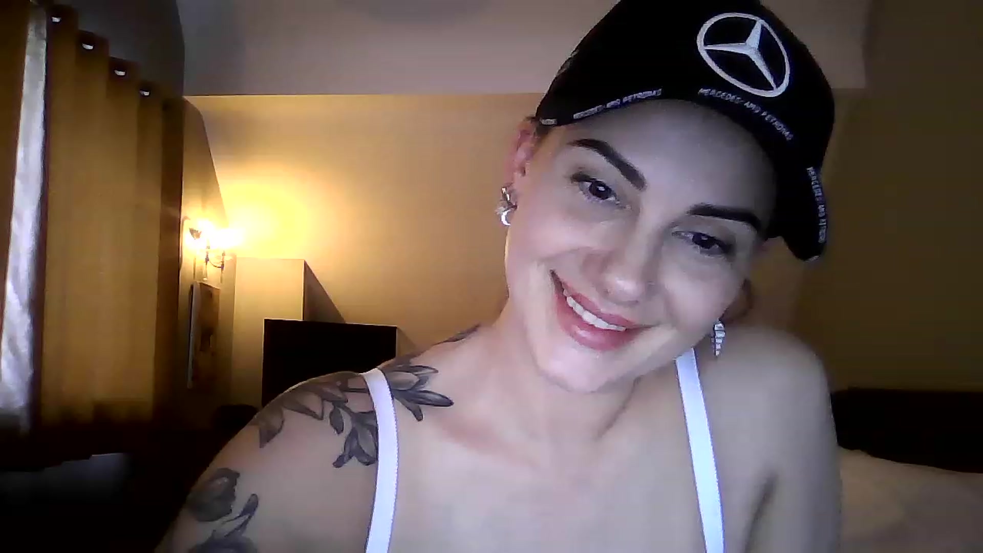Gallery image thumbnail from FitBaby's myfreecams stream on, 03/08/2023, 17:21 image 20 of 20