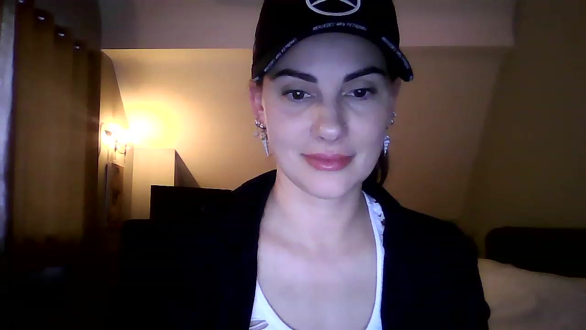 Gallery image thumbnail from FitBaby's myfreecams stream on, 03/08/2023, 17:21 image 5 of 20