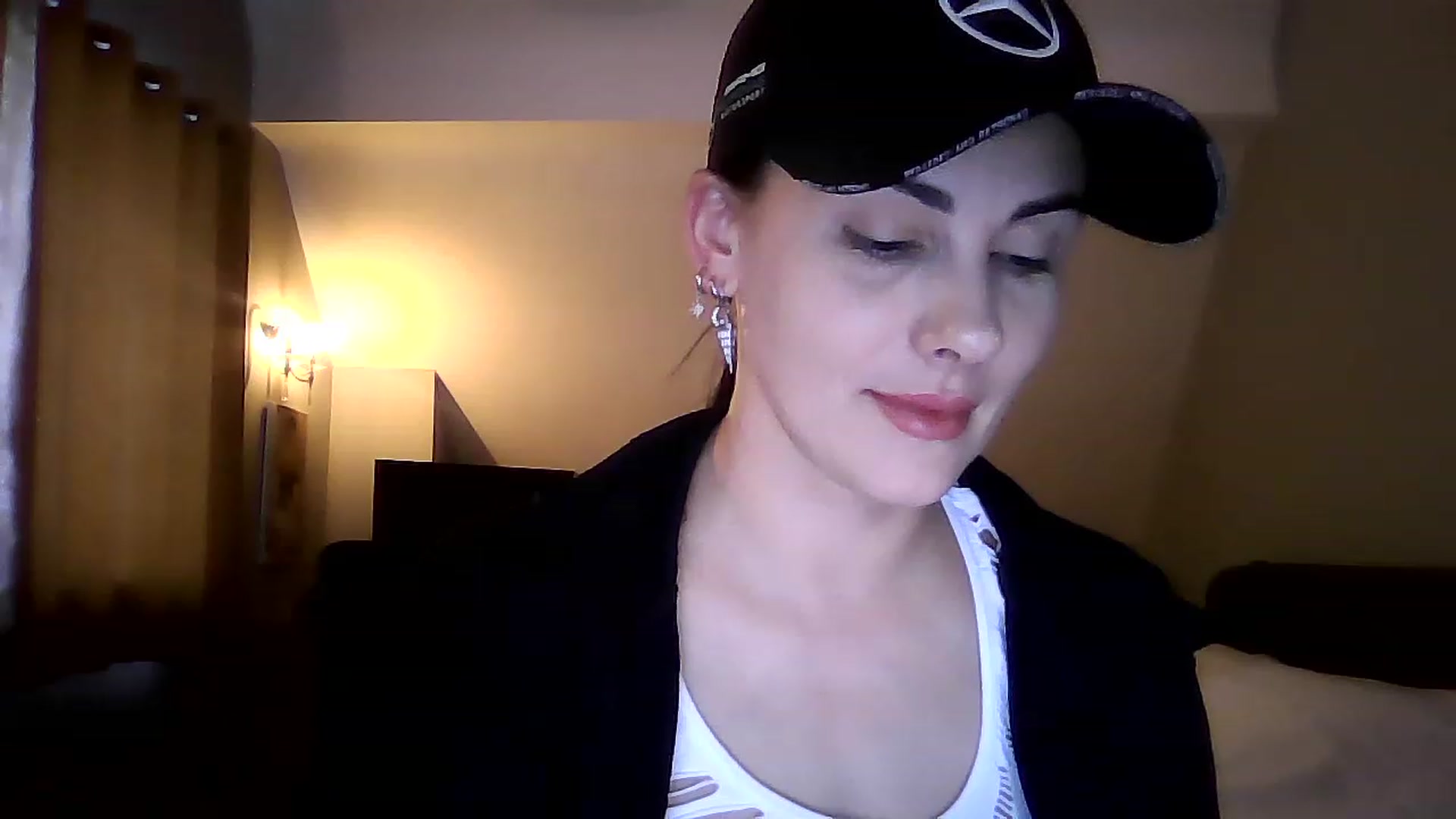 Gallery image thumbnail from FitBaby's myfreecams stream on, 03/08/2023, 17:21 image 4 of 20