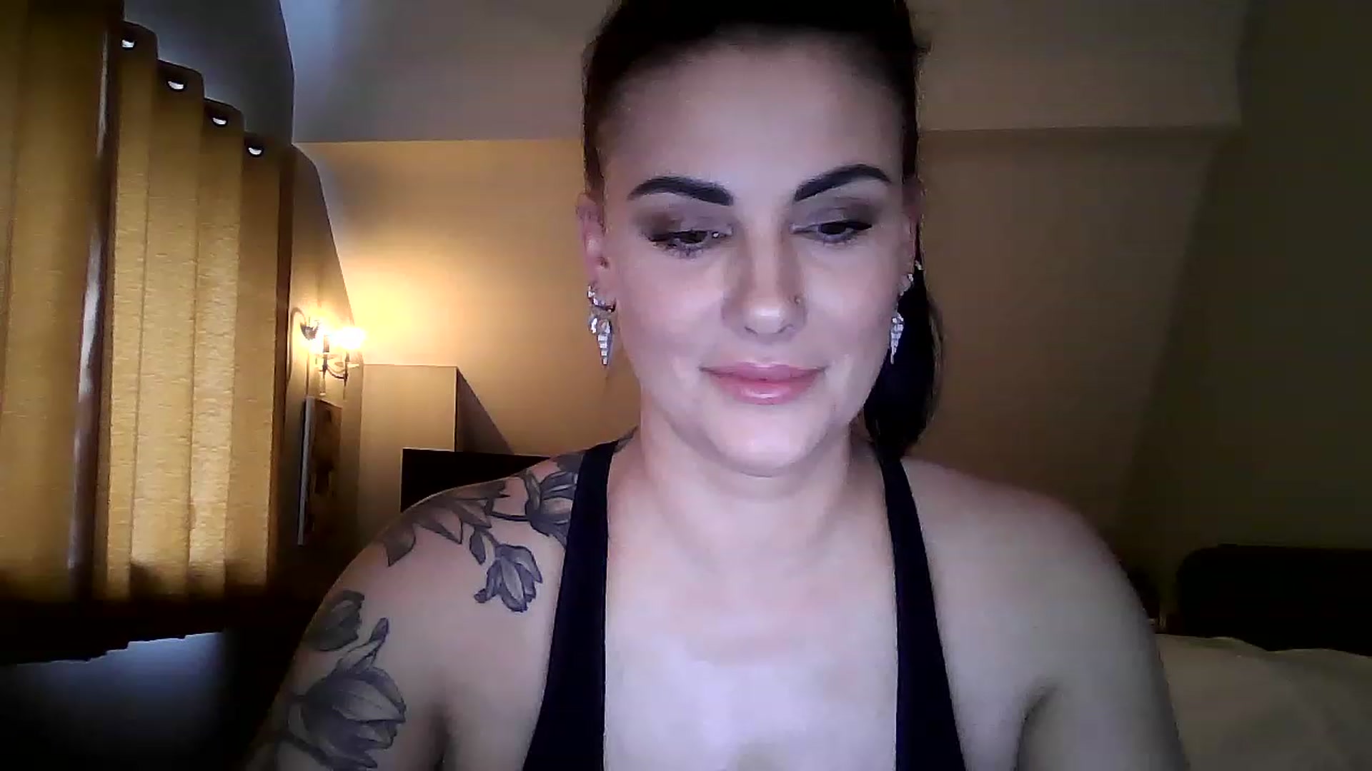 Gallery image thumbnail from FitBaby's myfreecams stream on, 03/10/2023, 14:27 image 4 of 20