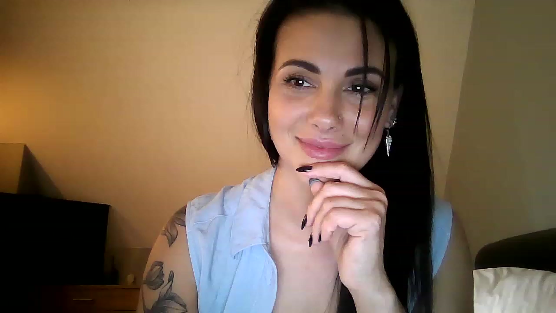 Gallery image thumbnail from FitBaby's myfreecams stream on, 03/14/2023, 15:46 image 5 of 20
