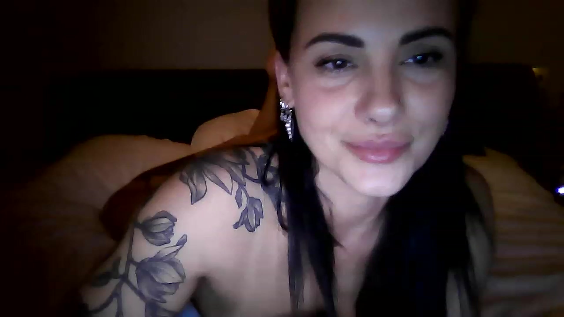 Gallery image thumbnail from FitBaby's myfreecams stream on, 03/14/2023, 18:34 image 4 of 20
