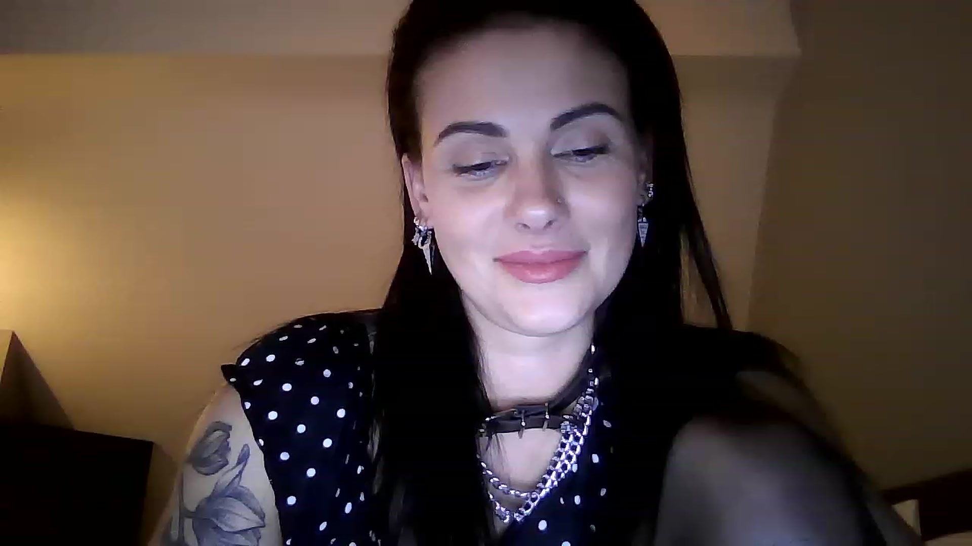 Gallery image thumbnail from FitBaby's myfreecams stream on, 03/15/2023, 15:23 image 2 of 20