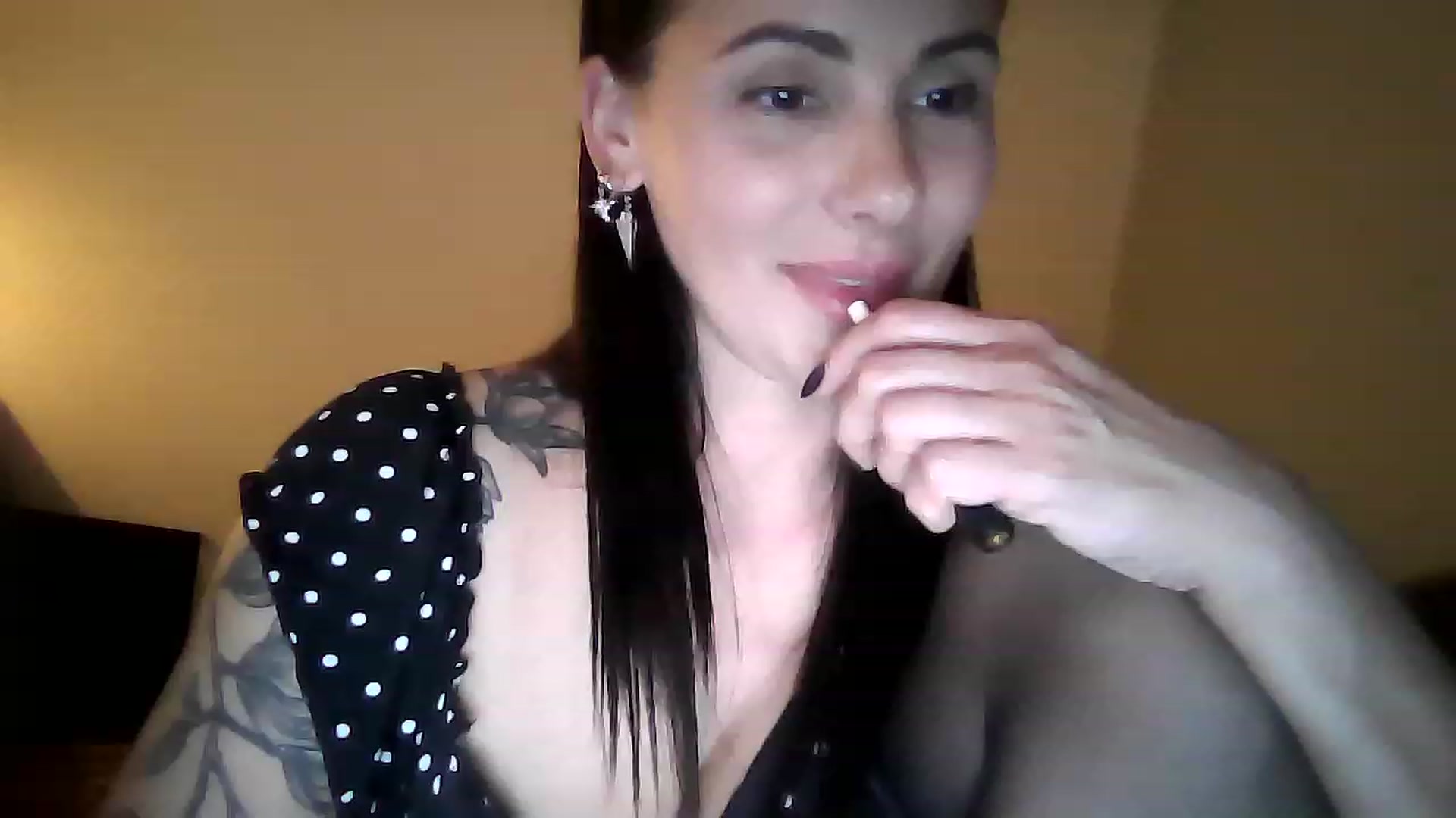 Gallery image thumbnail from FitBaby's myfreecams stream on, 03/15/2023, 16:29 image 11 of 20