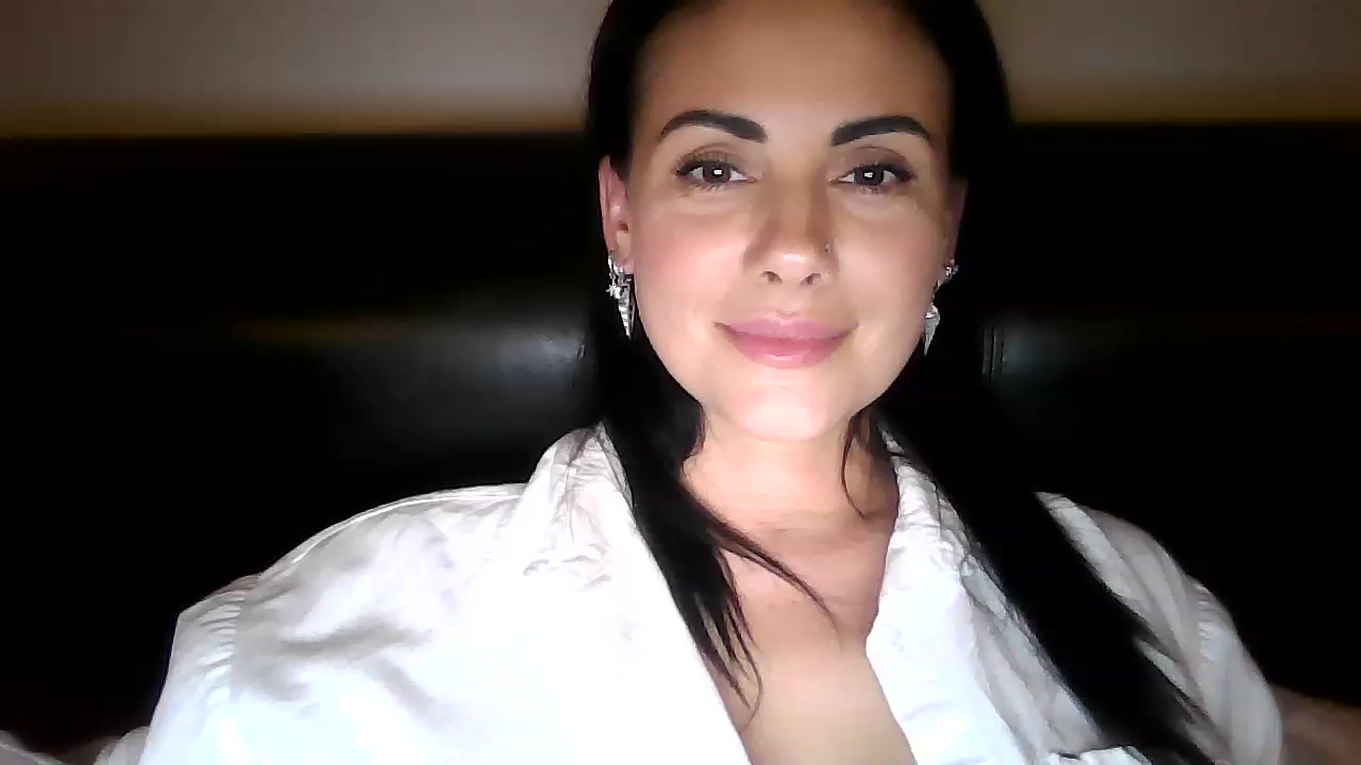 Gallery image thumbnail from FitBaby's myfreecams stream on, 03/16/2023, 16:23 image 19 of 20