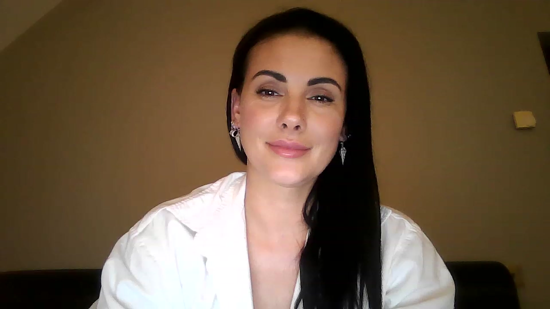 Gallery image thumbnail from FitBaby's myfreecams stream on, 03/16/2023, 16:23 image 9 of 20